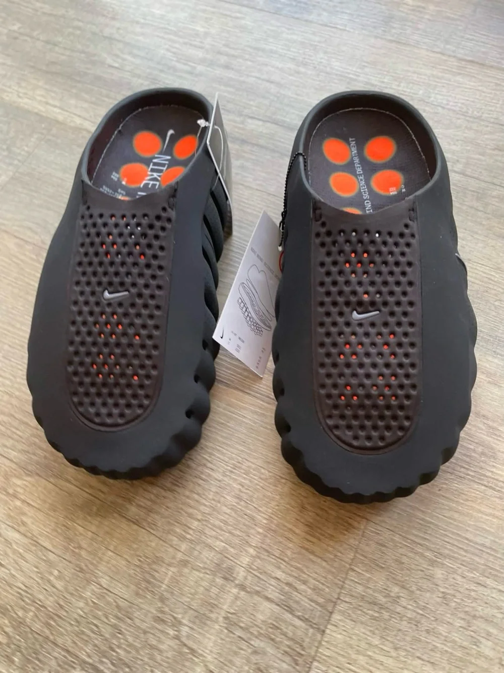 Nike sleek men